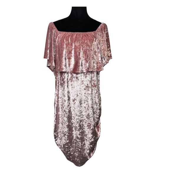 Venus Velvet Off-Shoulder Dress Pink - Picture 2 of 10